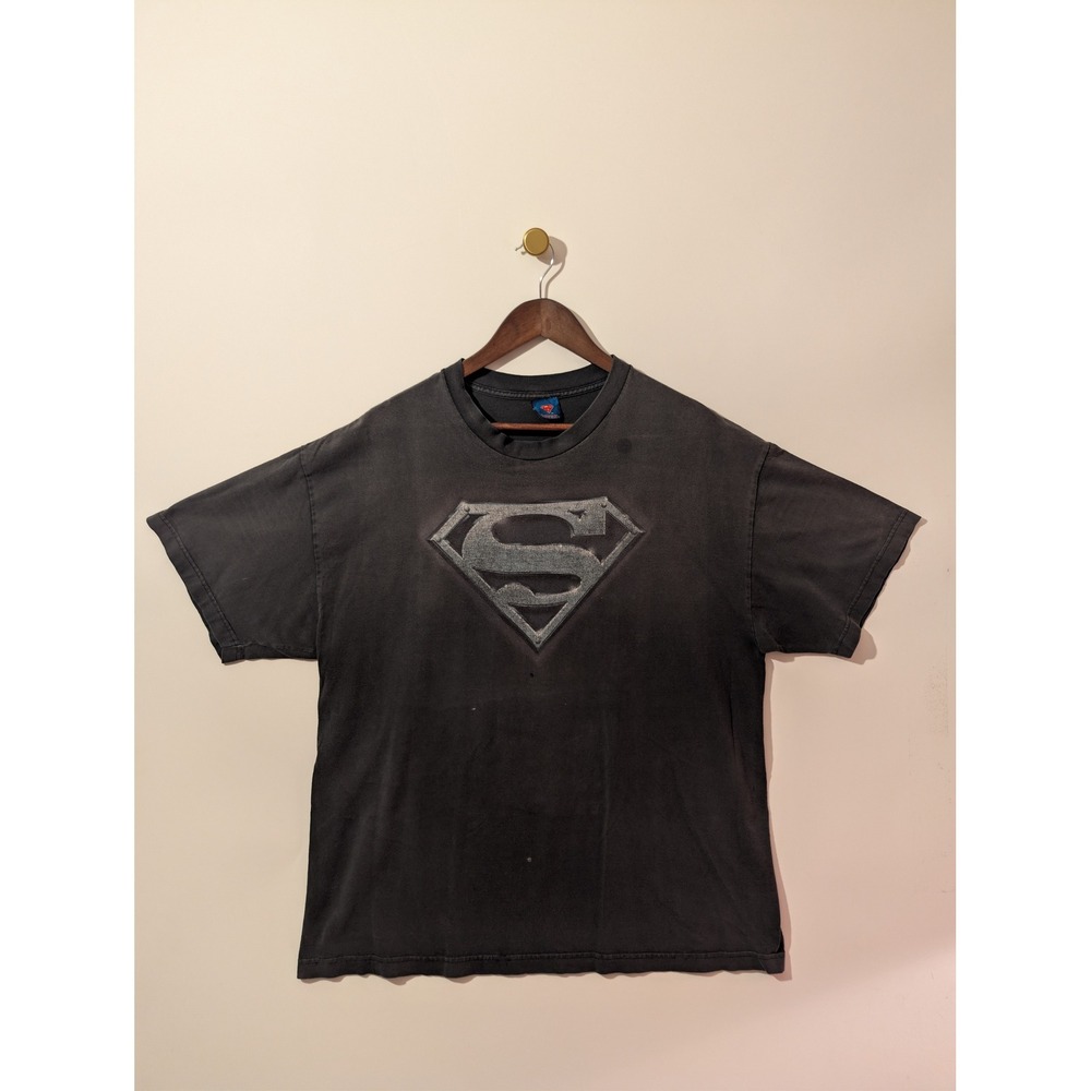 Superman Graphic T-Shirt Mens XL Grey Good distress Silver Shield DC Comics Tee